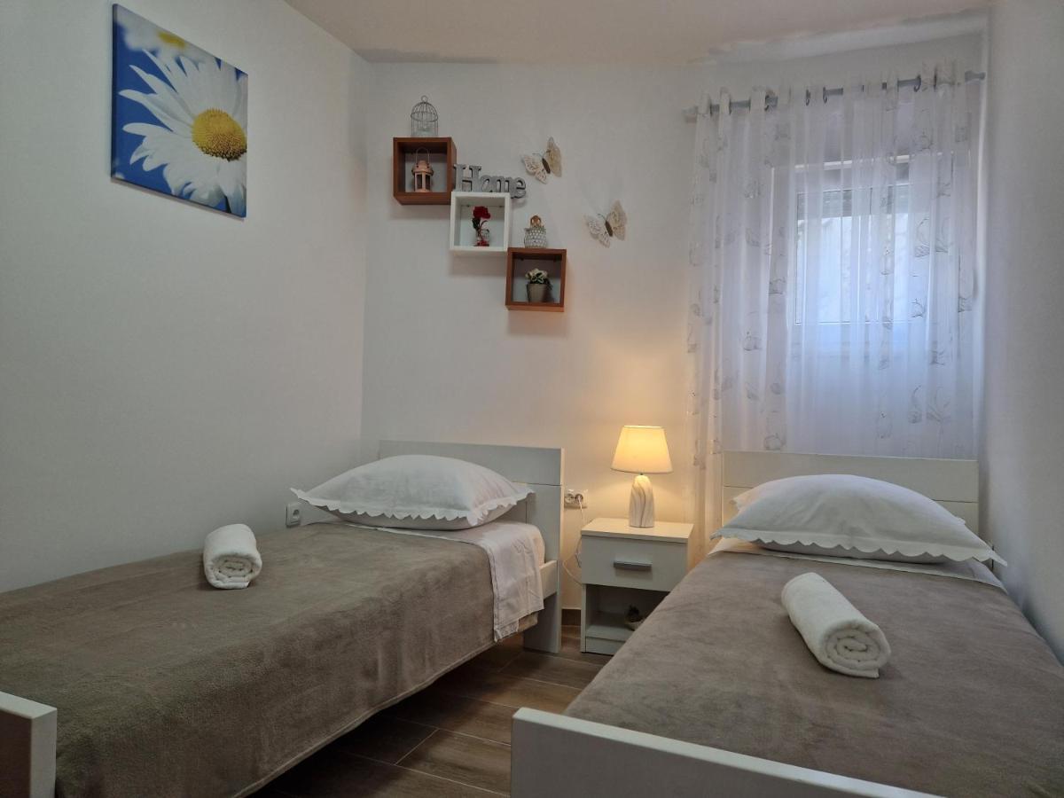 Apartments Duje Split Luaran gambar