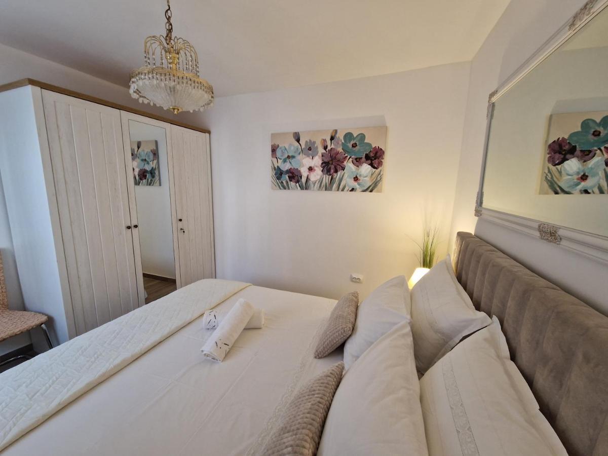 Apartments Duje Split Luaran gambar